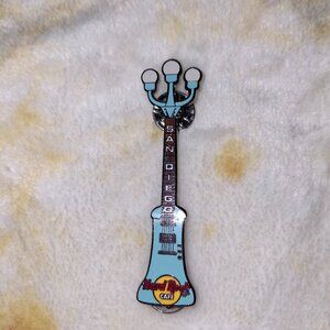 Vintage Hard Rock Cafe San Diego pin blue gaslamp guitar NWOT